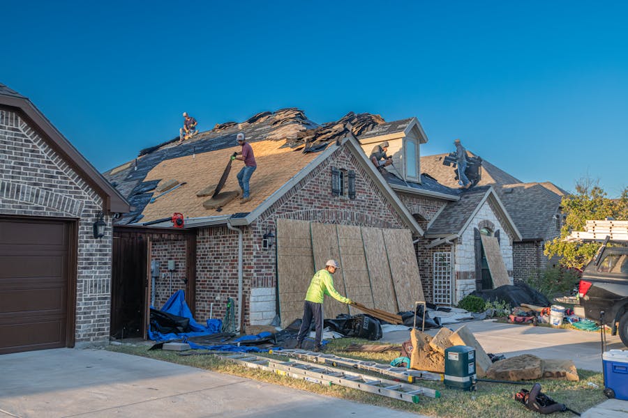Roofing and siding repair in Dallas
