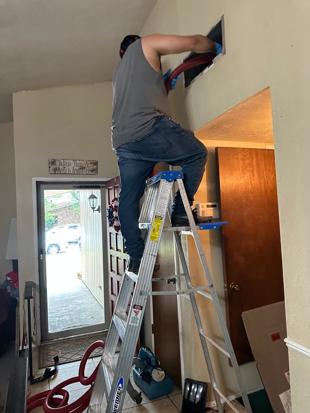 Air Duct Cleaning work photo 1