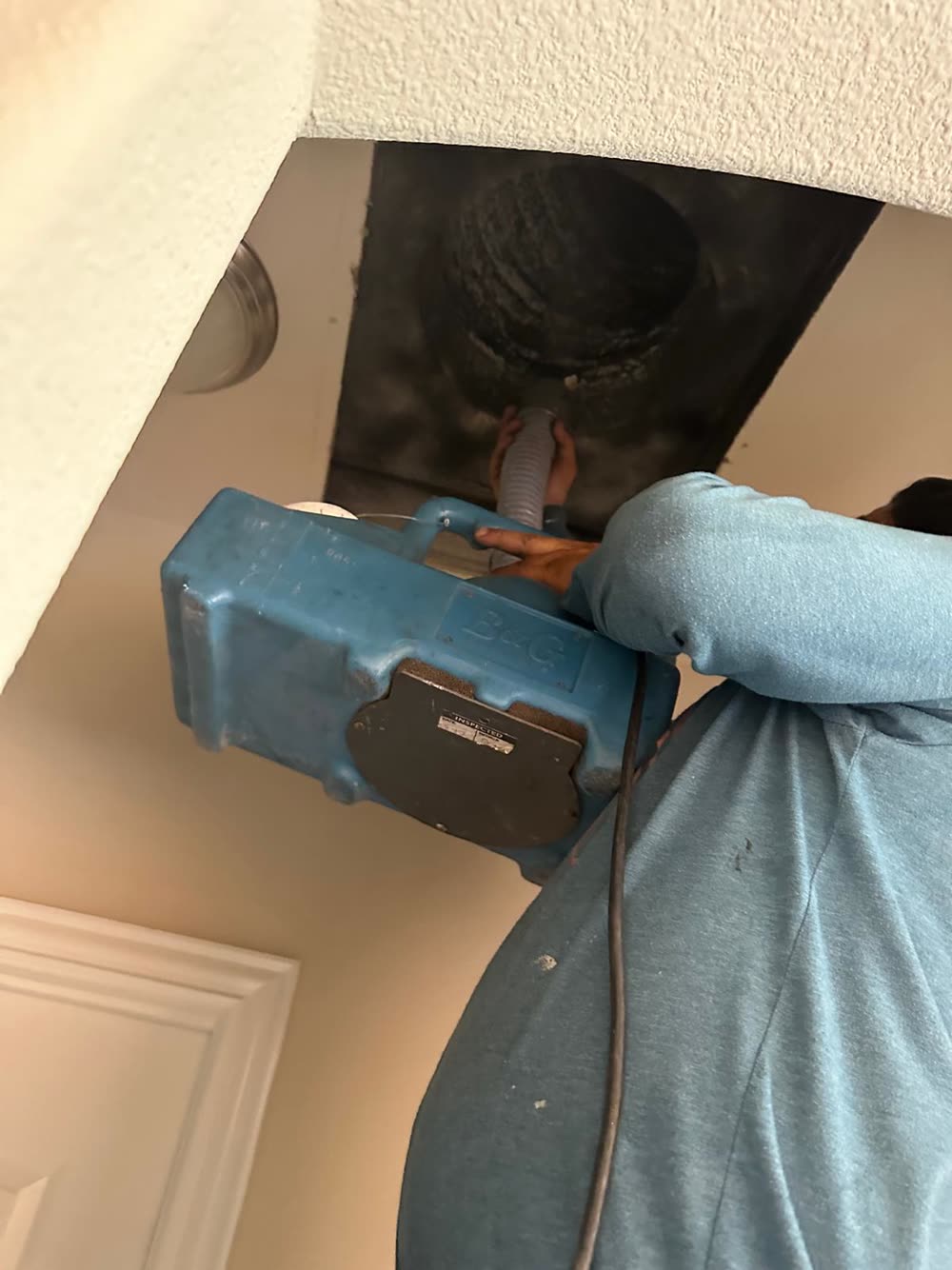 Air Duct Cleaning work photo 10