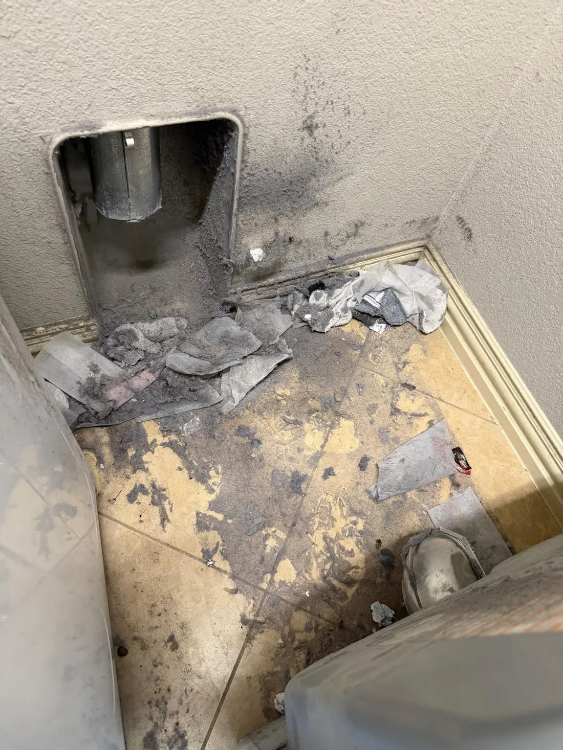 Dryer vent cleaning lint removed Dallas Fort Worth TX